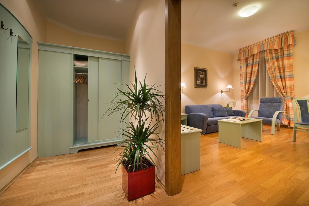Old Town Bed & Breakfast Ceske Budejovice Exterior foto